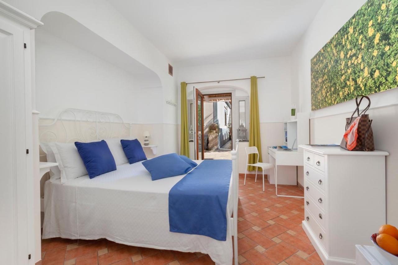 Relais Santa Lucia Bed and Breakfast Sorrento Buitenkant foto